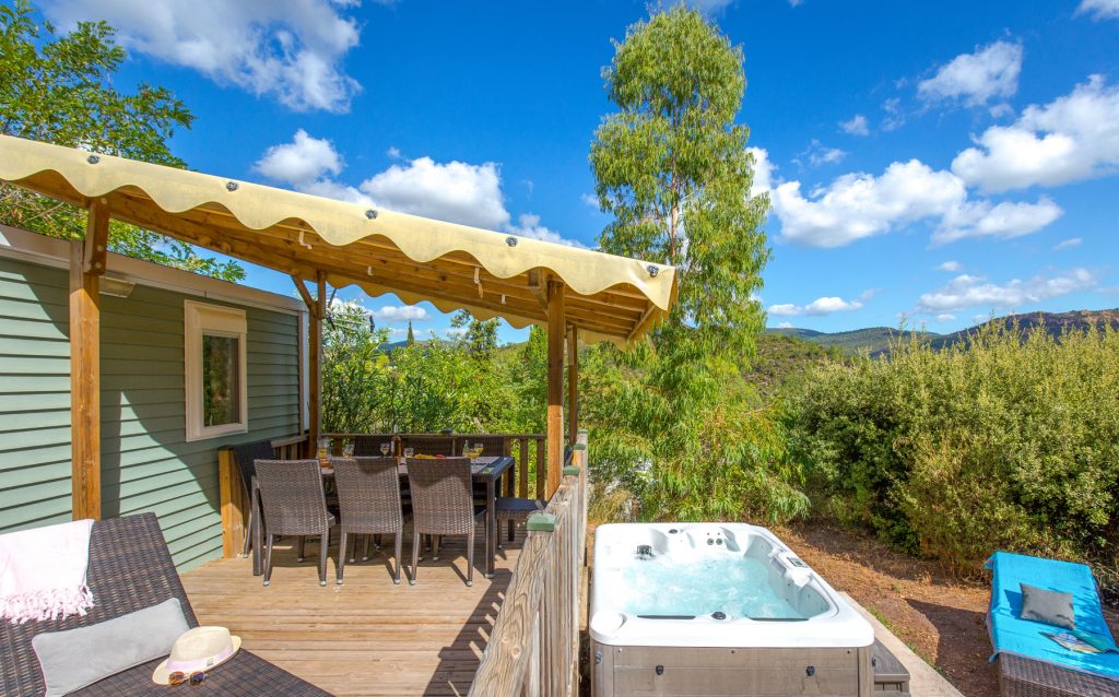 Top Des Meilleurs Campings Avec Jacuzzi Privatif En R Gion Paca Hotel Camelia